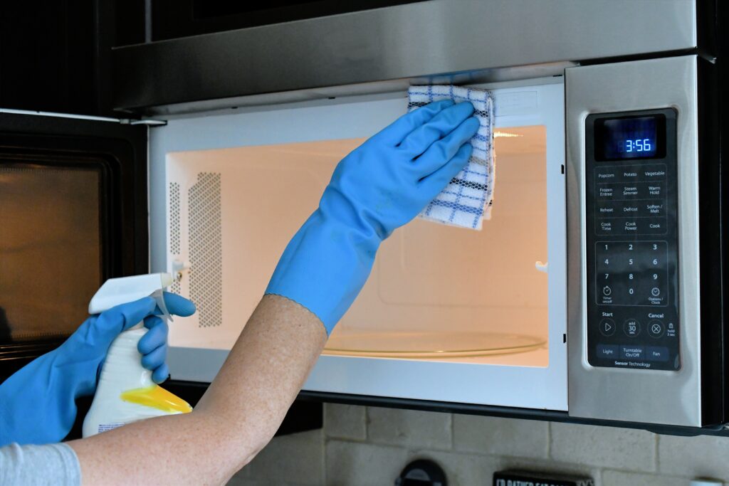 microwave cleaning 